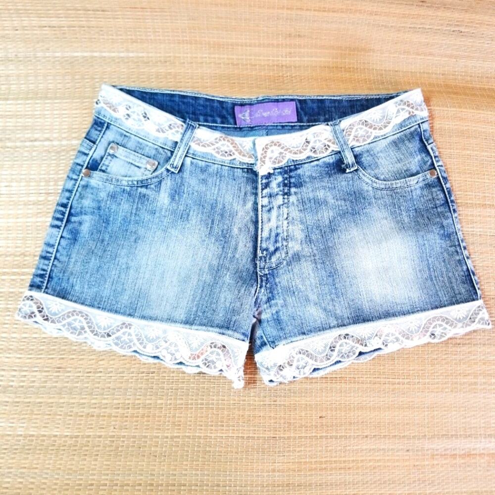 Y2K Dream Red Bell sequin trimmed jean shorts 30